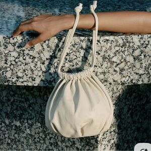 Are Studio Crema Lucile bag